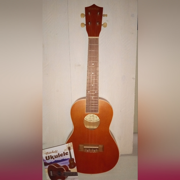 Mitchell Ukulele New in Box - Picture 2 of 9